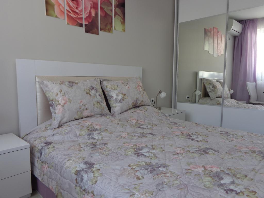 Luxury Apartment Lazur 2 Burgas Habitación foto